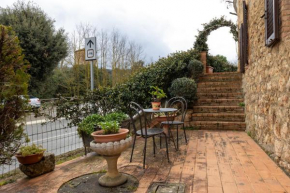 Enchanting Flat with Patio in Abbadia a Isola Monteriggioni